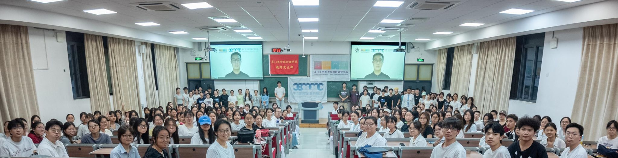 现场合影.JPG